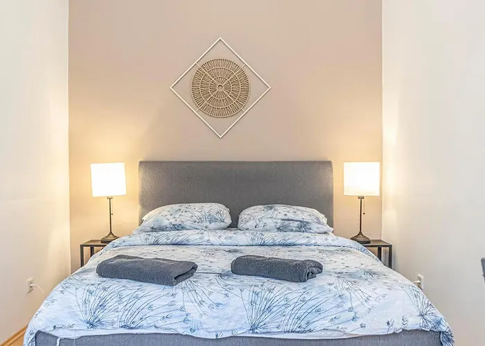 Apartamento Comfortable 2br Next To Vibrant Center Viena