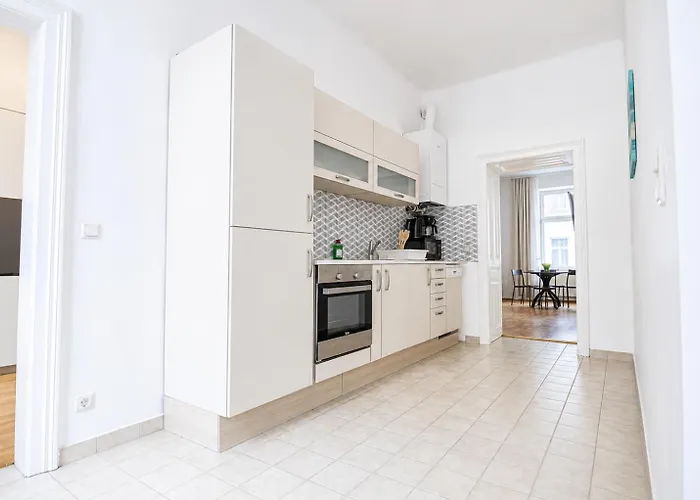 Comfortable 2br Next To Vibrant Center * Viena