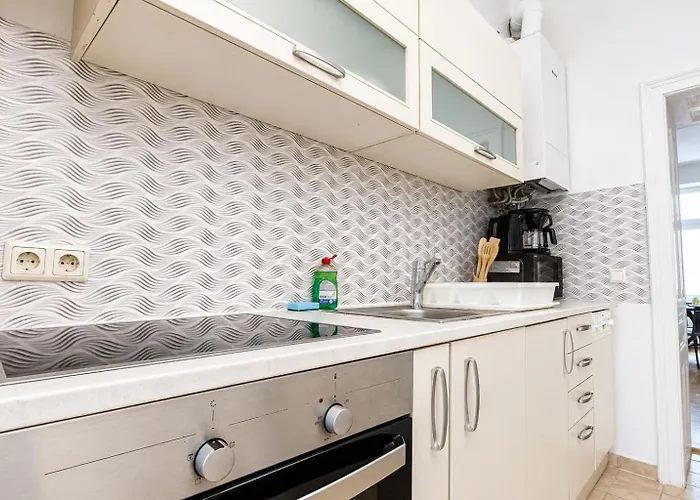 Apartamento Comfortable 2br Next To Vibrant Center